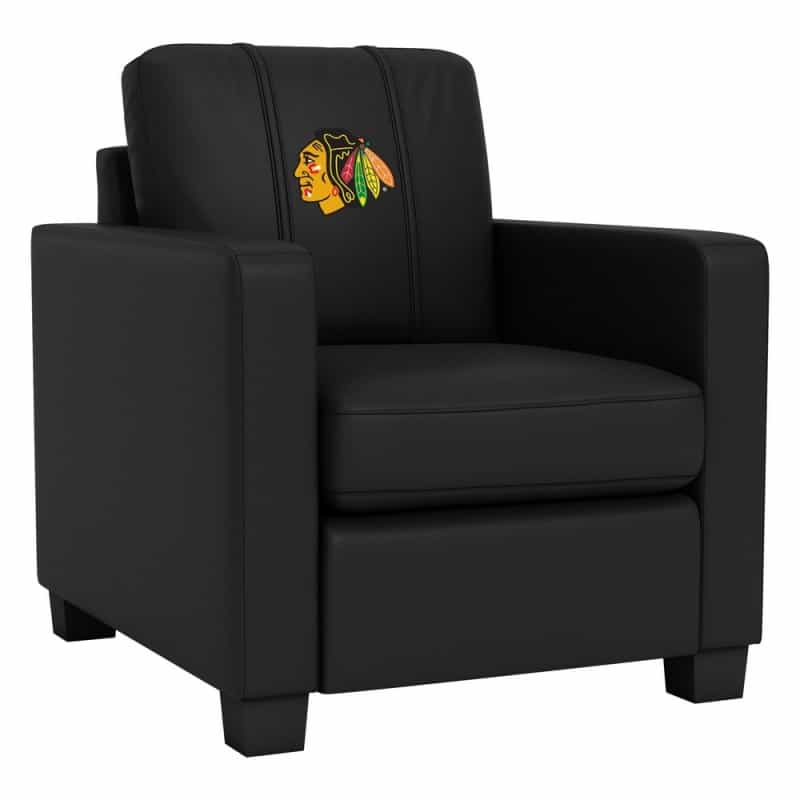 Dyno Stationary Club Chair With Chicago Blackhawks Primary Logo